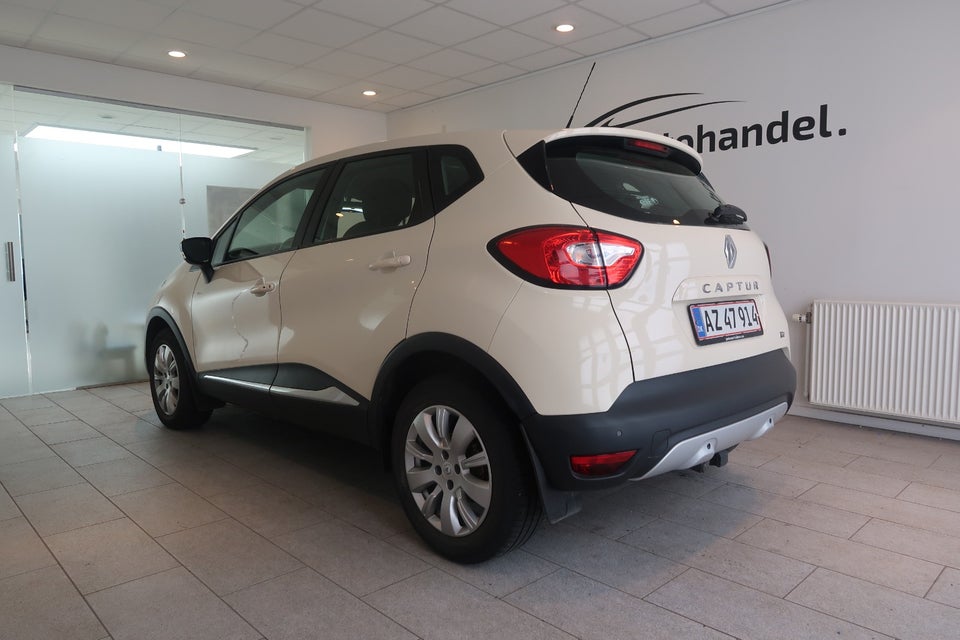 Renault Captur 0,9 TCe 90 Intens 5d