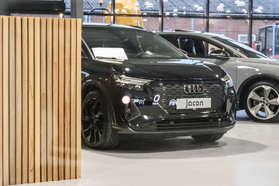 Mercedes EQE350 AMG Line 4d