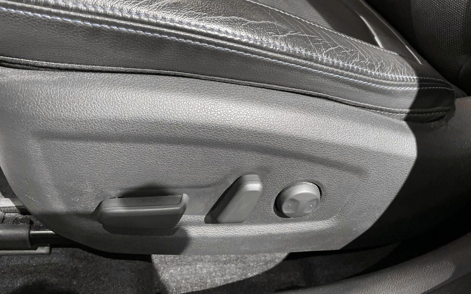 Hyundai Kona 64 EV Ultimate 5d