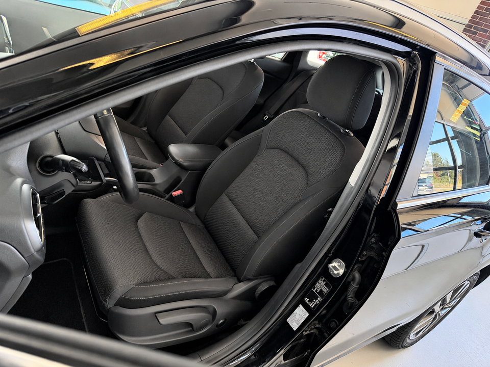 Hyundai i30 1,4 T-GDi Premium stc. DCT 5d