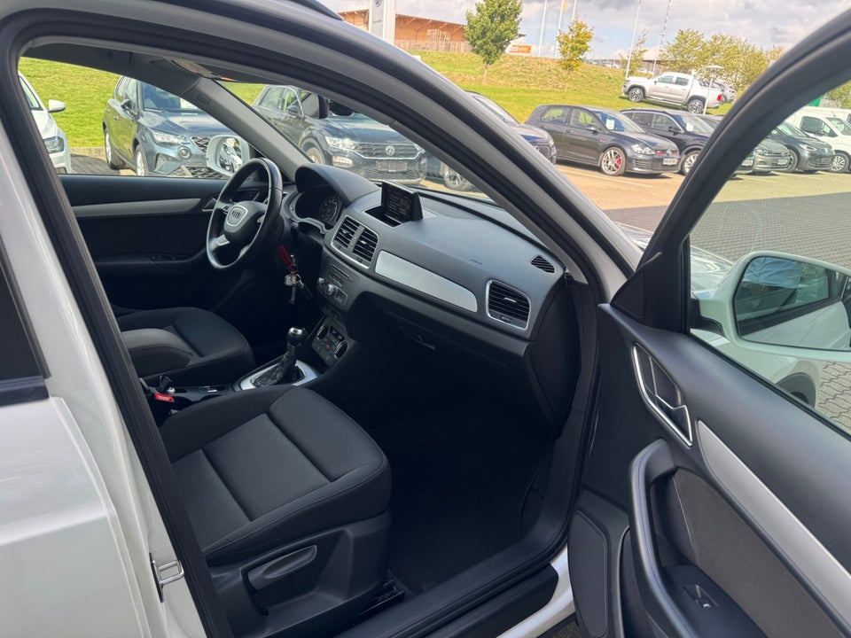 Audi Q3 1,4 TFSi 150 S-tr. 5d