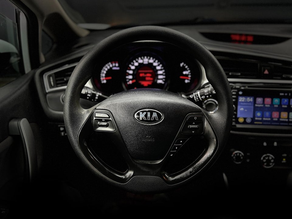 Kia Ceed 1,4 CVVT Style 5d