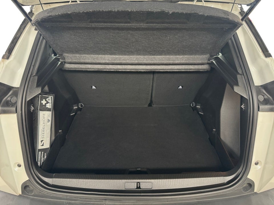 Peugeot e-2008 50 GT Pack 5d