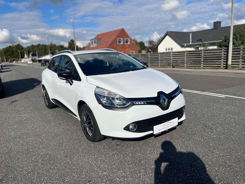 Renault Clio IV 1,5 dCi 90 Expression Sport Tourer 5d