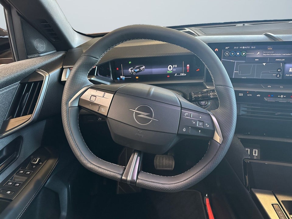 Opel Grandland-e 73 GS Sky 5d