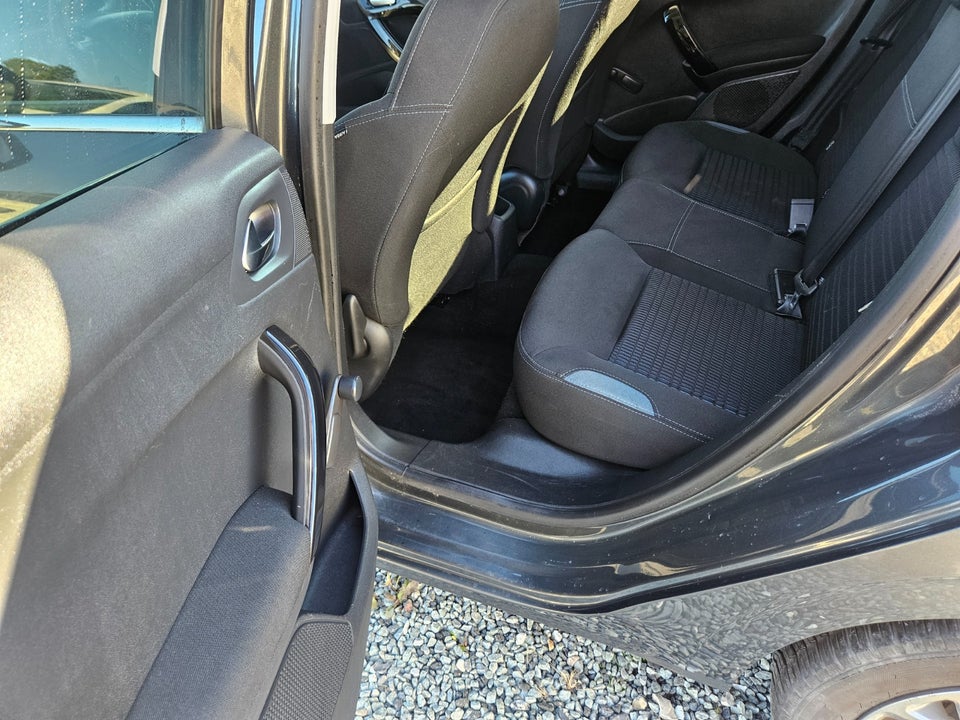 Peugeot 208 1,2 VTi Allure Sky 5d