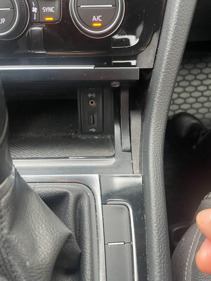 VW Golf VII 1,4 TSi 140 Highline DSG BMT 5d