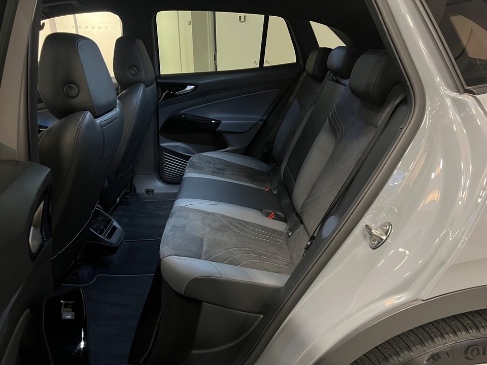 VW ID.4 77 Pro Performance 5d