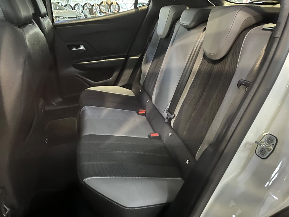 Opel Mokka-e 50 Elegance 5d