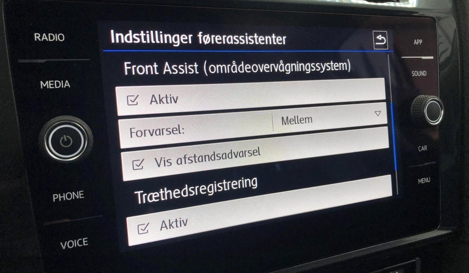 VW Golf VII 1,5 TSi 150 Comfortline Connect Variant DSG 5d