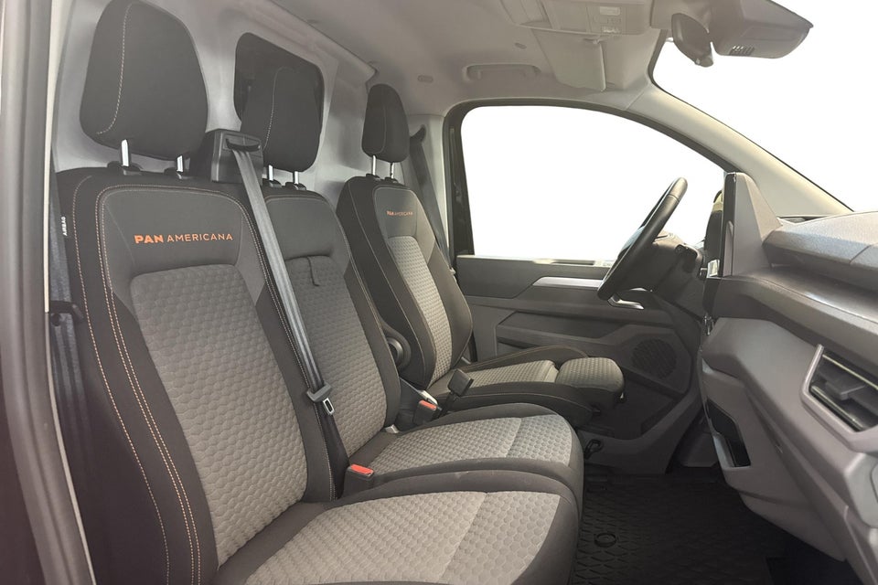 VW Transporter 2,0 TDi 170 PanAmericana Kassevogn aut. SWB