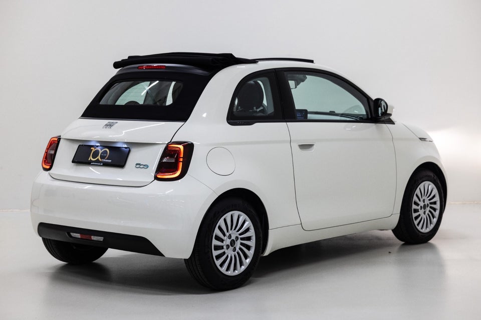 Fiat 500e 42 Icon Cabrio 2d