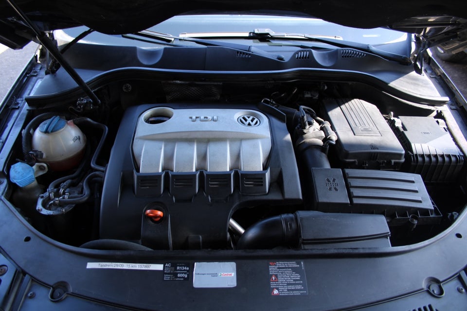 VW Passat 2,0 TDi 140 Comfortline Variant DSG 5d