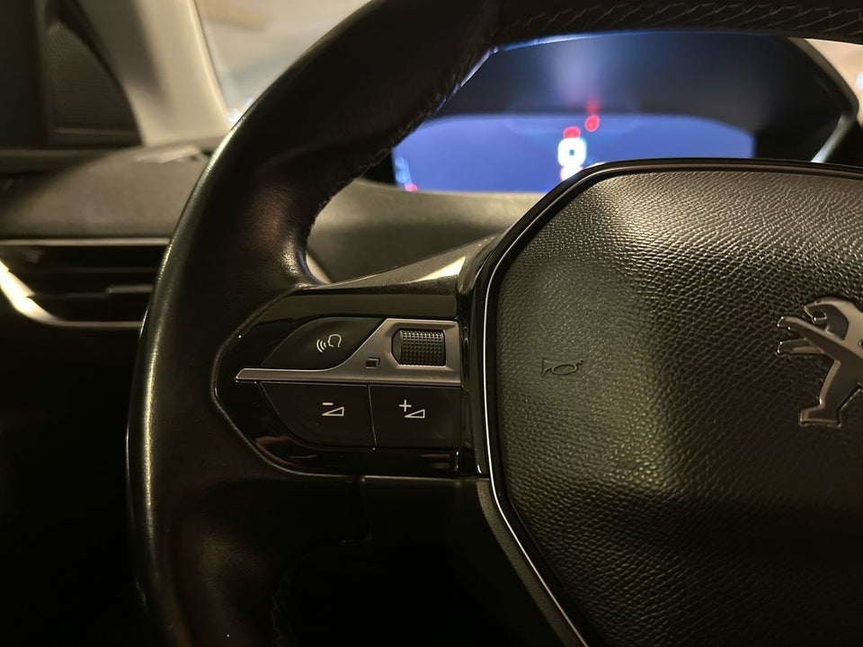 Peugeot 5008 1,5 BlueHDi 130 Strike 7prs 5d