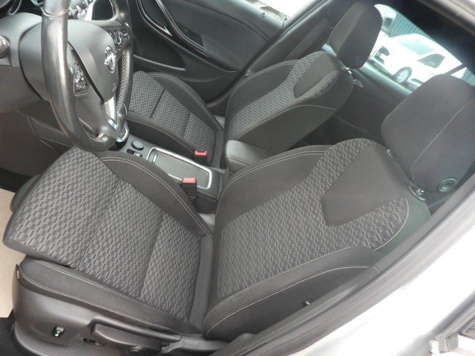 Opel Astra 1,6 CDTi 136 Business Sports Tourer aut. 5d