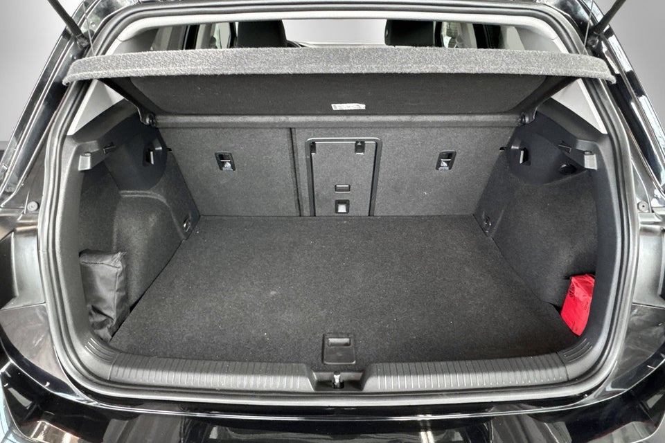 VW Golf VIII 1,4 eHybrid DSG 5d