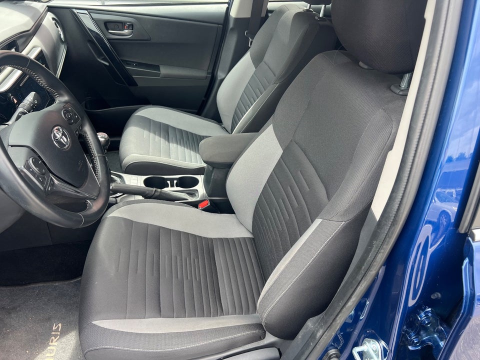 Toyota Auris 1,2 T T2 5d