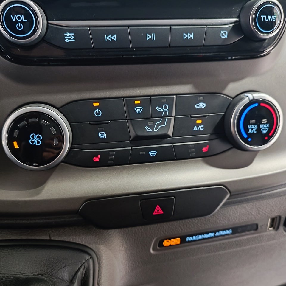 Ford Transit Custom 300L 2,0 TDCi 130 Trend