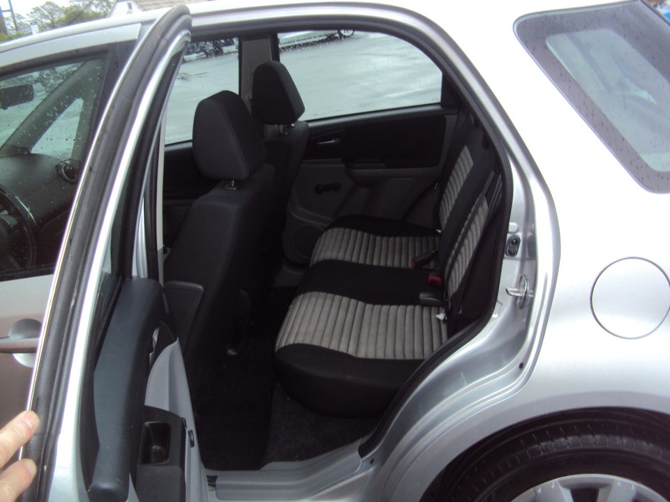 Suzuki SX4 1,6 CombiBack S+ 5d