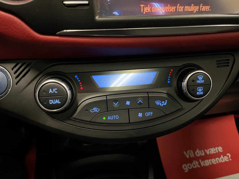 Toyota Yaris 1,5 Hybrid H3 Premium e-CVT 5d