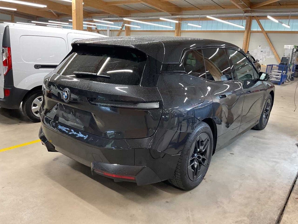 BMW iX xDrive40 Sport Line 5d