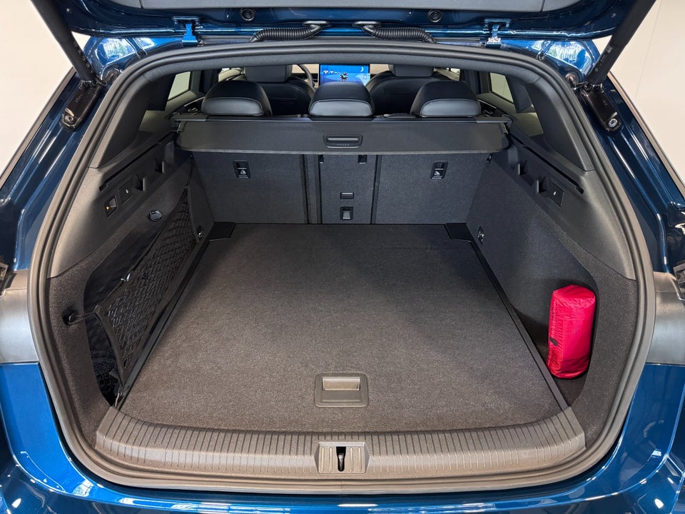 VW ID.7 77 Pro Tourer 5d