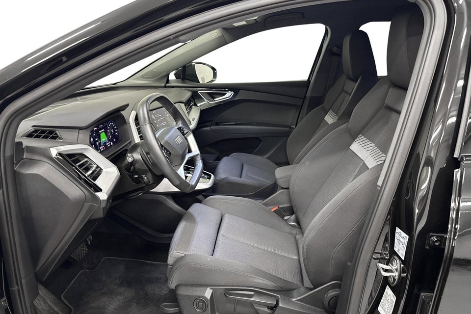 Audi Q4 e-tron 45 Progress 5d