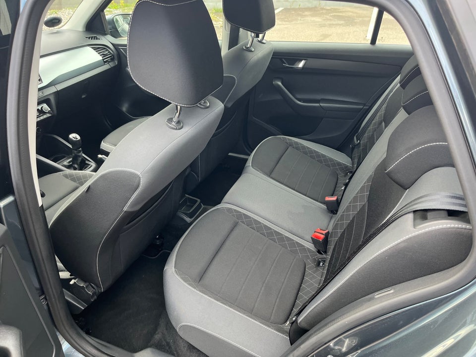 Skoda Fabia 1,0 MPi 60 Ambition Combi 5d