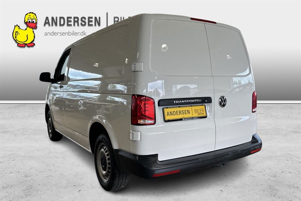 VW Transporter 2,0 TDi 150 Kassevogn DSG kort