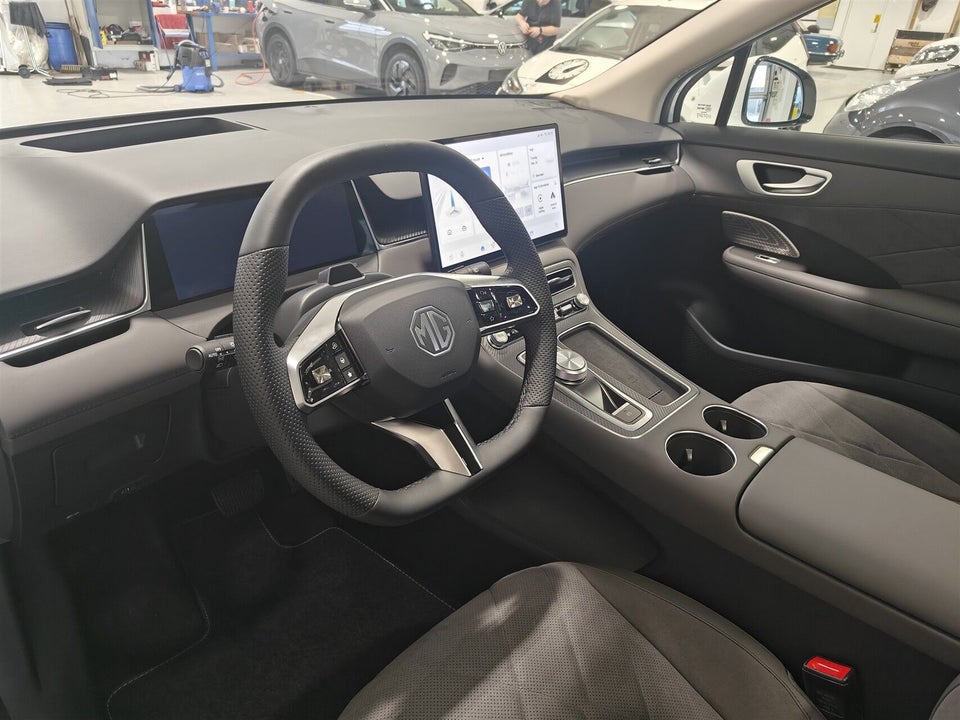 MG MGS6 77 Luxury Performance AWD 5d