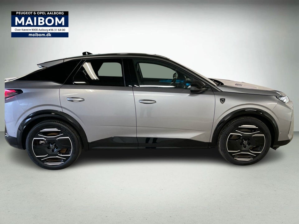 Peugeot e-3008 77 GT Pack 5d