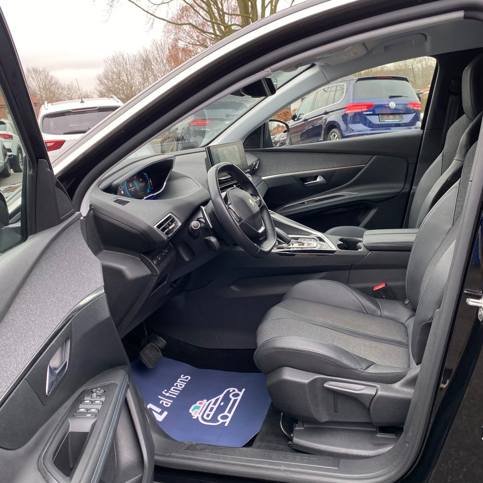 Peugeot 3008 1,6 Hybrid Allure Sport EAT8 5d