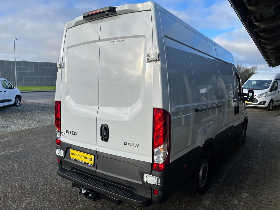 Iveco Daily 3,0 35S18 12m³ Van AG8