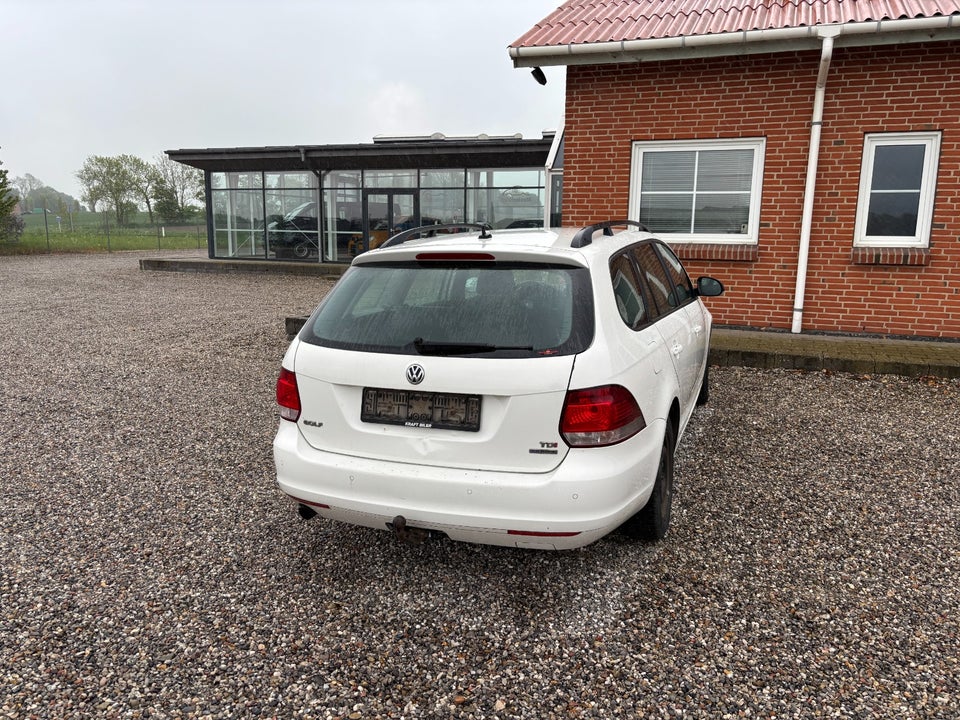 VW Golf VI 1,6 TDi 105 Match Variant DSG BMT 5d
