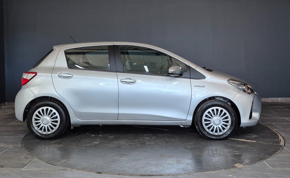 Toyota Yaris 1,5 Hybrid H2 e-CVT 5d