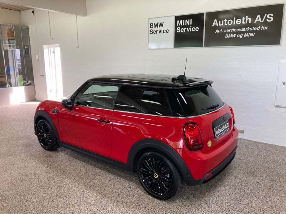 MINI Cooper SE Classic Trim 3d