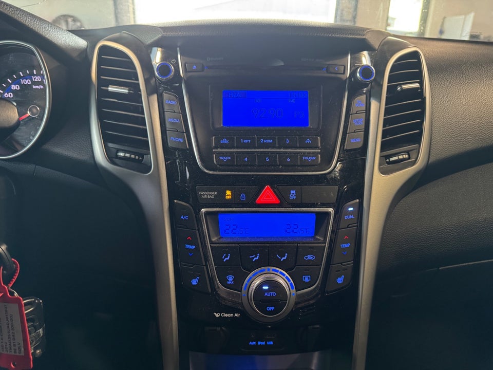 Hyundai i30 1,6 CRDi 110 Style Eco 5d