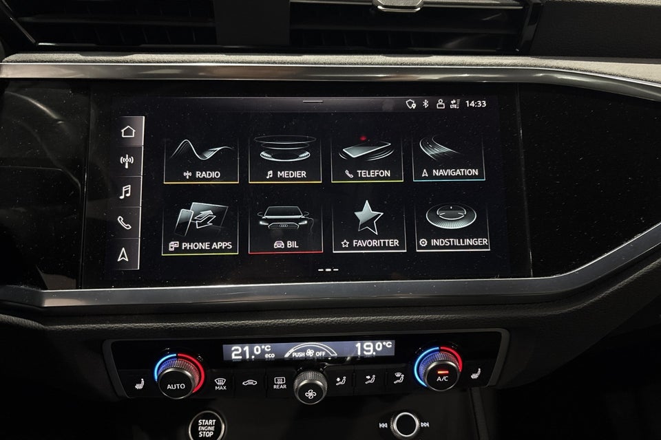 Audi Q3 45 TFSi e Attitude plus S-tr. 5d