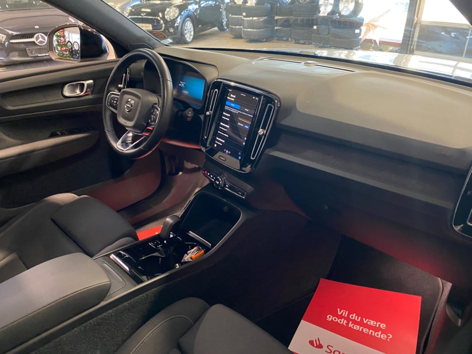 Volvo XC40 ReCharge Start 5d
