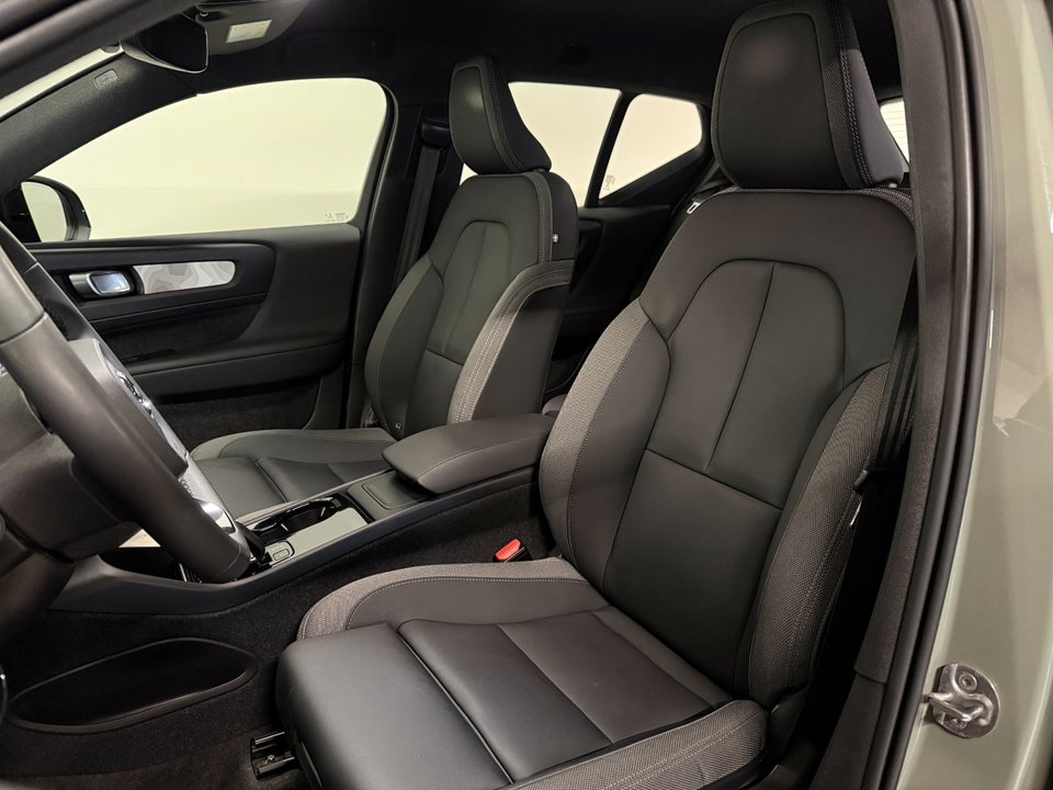 Volvo XC40 P6 ReCharge Plus 5d