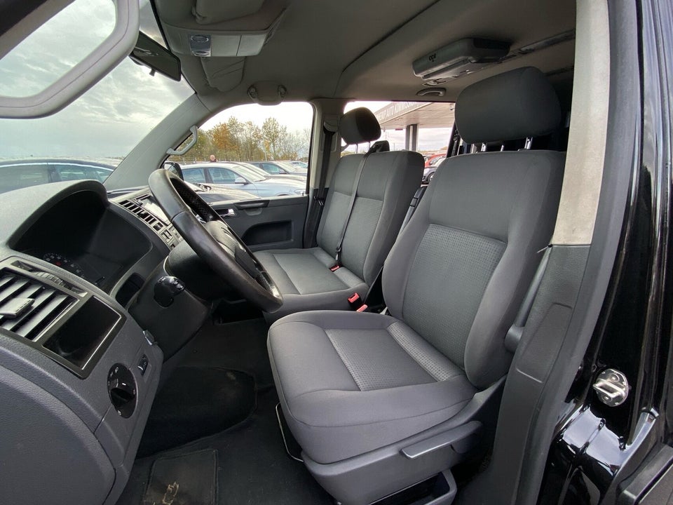 VW Caravelle 2,5 TDi 130 Trendline aut. lang 4d