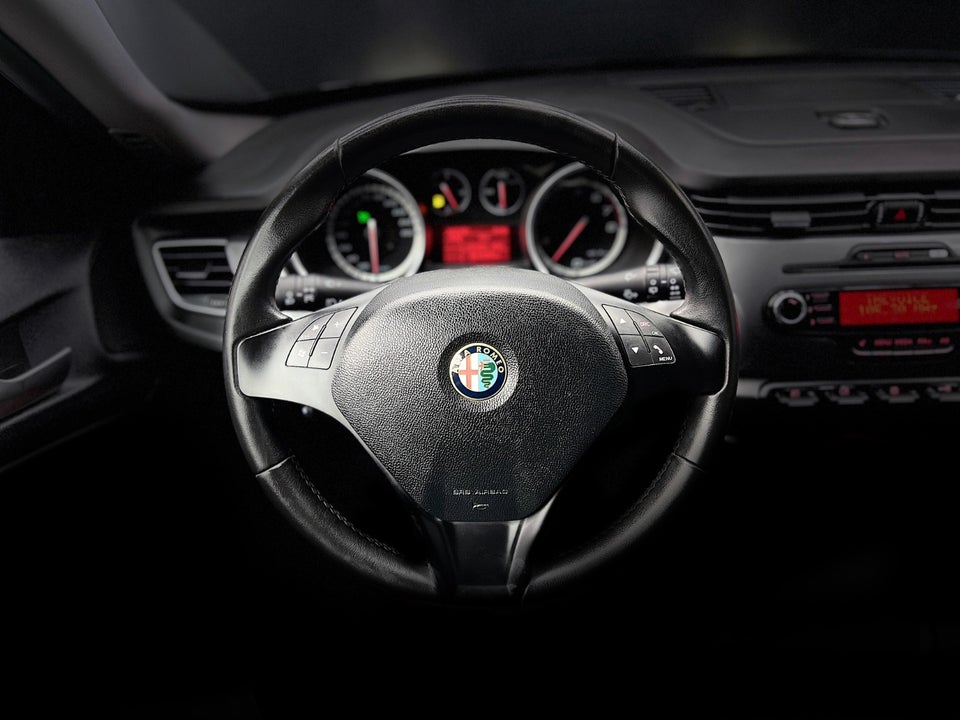 Alfa Romeo Giulietta 1,4 M-Air 170 Distinctive 5d