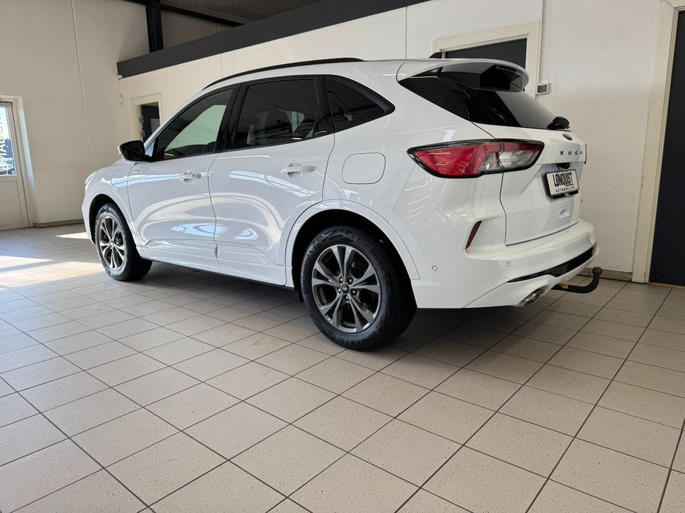 Ford Kuga 2,5 PHEV ST-Line X CVT 5d