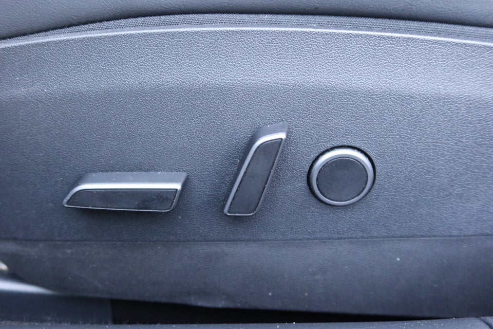 Tesla Model 3 Standard Range+ RWD 4d