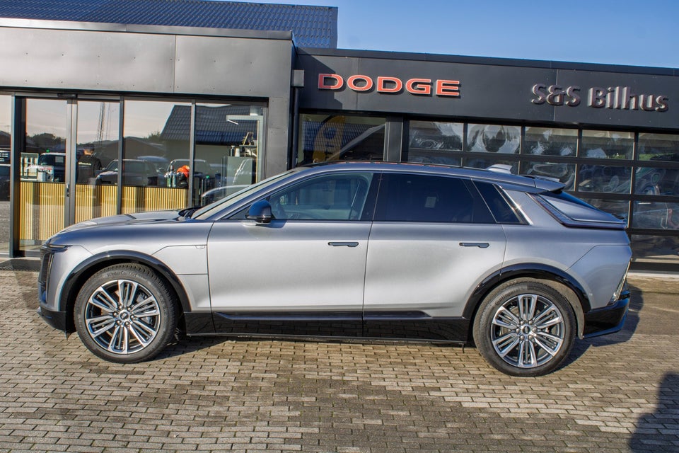 Cadillac Lyriq 600 E4 Sport AWD 5d