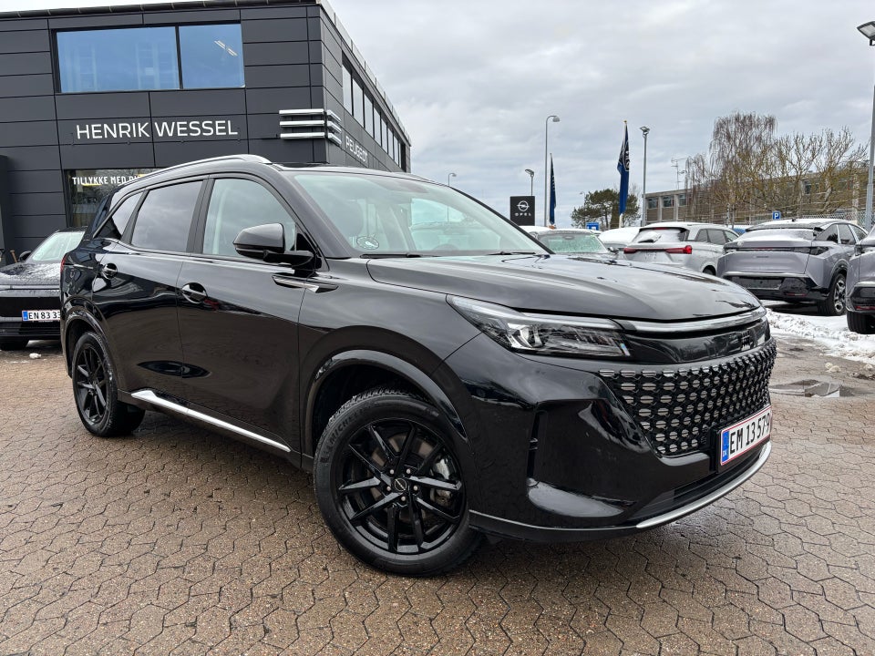 Navor E5 1,5 PHEV Rock 5d