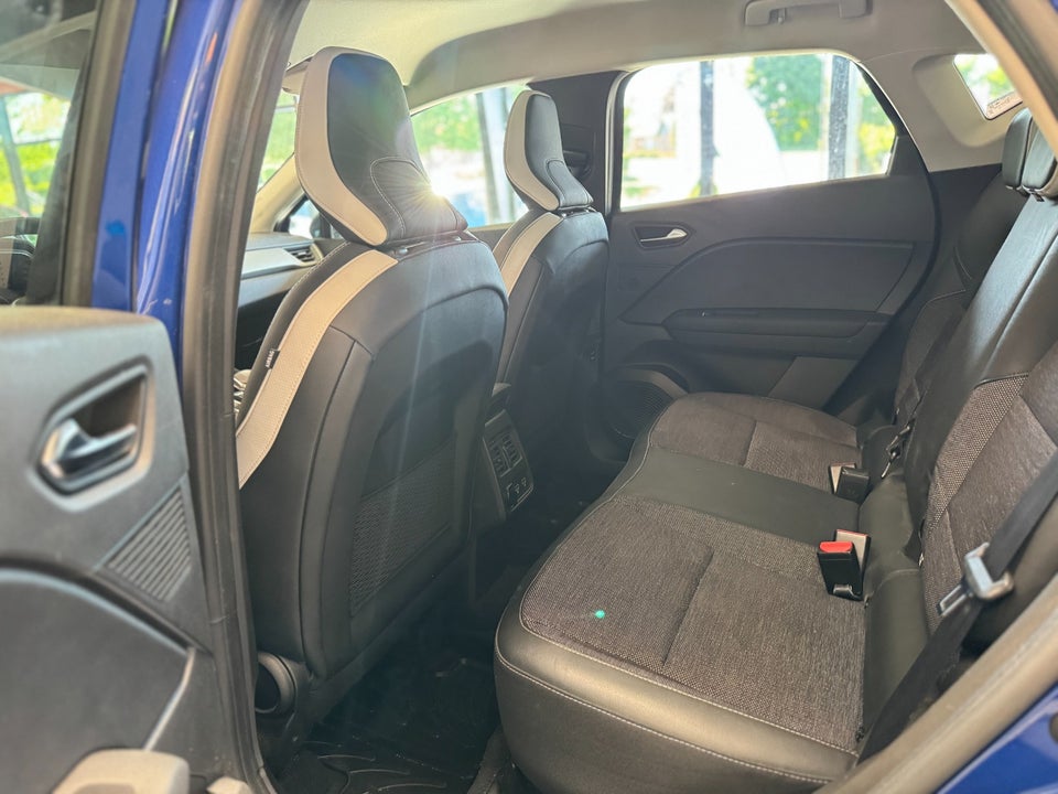 Renault Captur 1,6 E-Tech Intens 5d