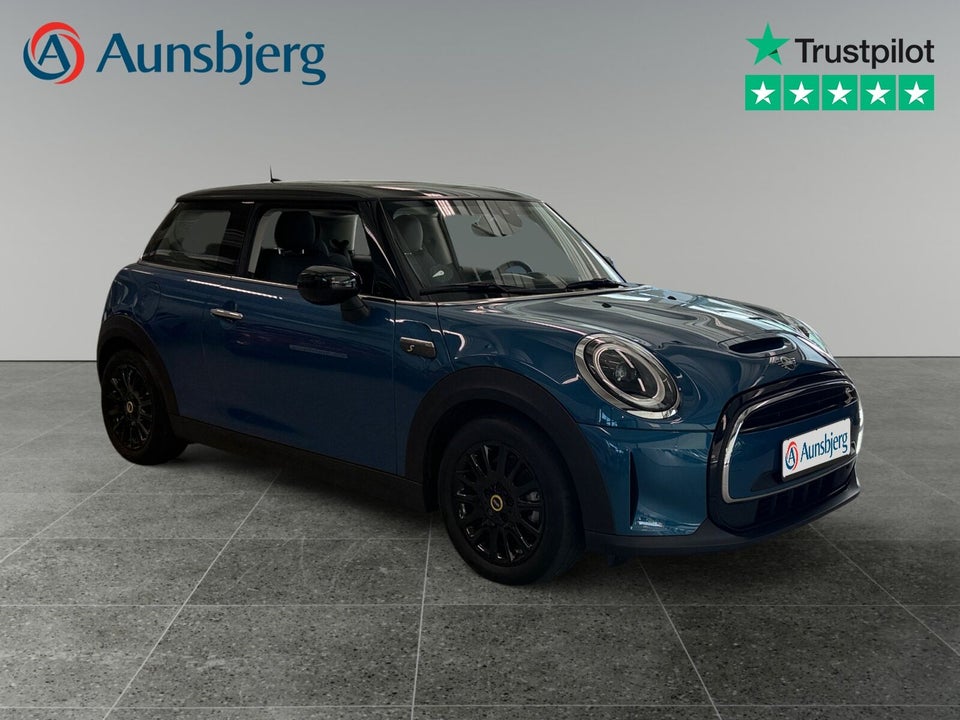MINI Cooper SE Classic Trim 3d