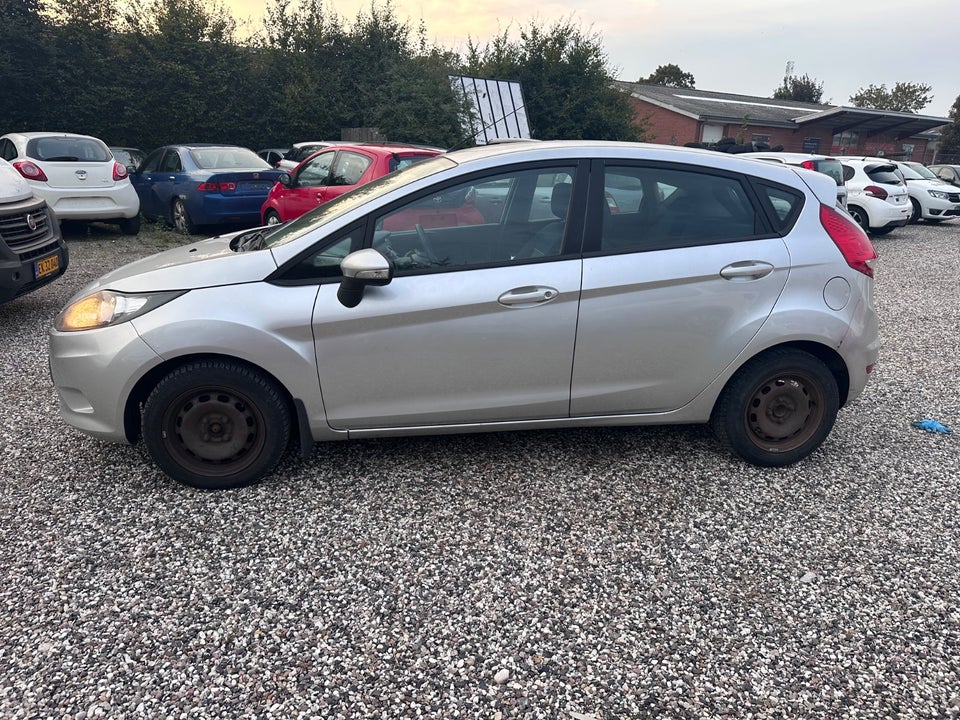 Ford Fiesta 1,25 82 Titanium 5d