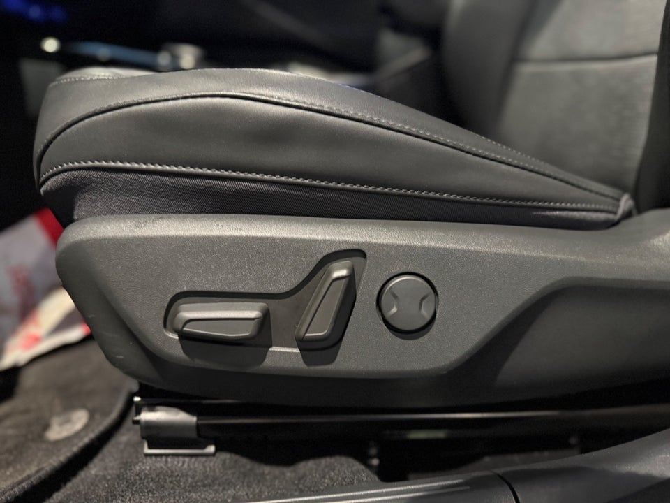 Kia Niro 64 EV Upgrade 5d